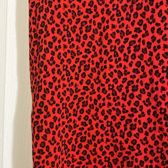 XS Levi’s T-shirt - red cheetah print - Picture 3 of 3